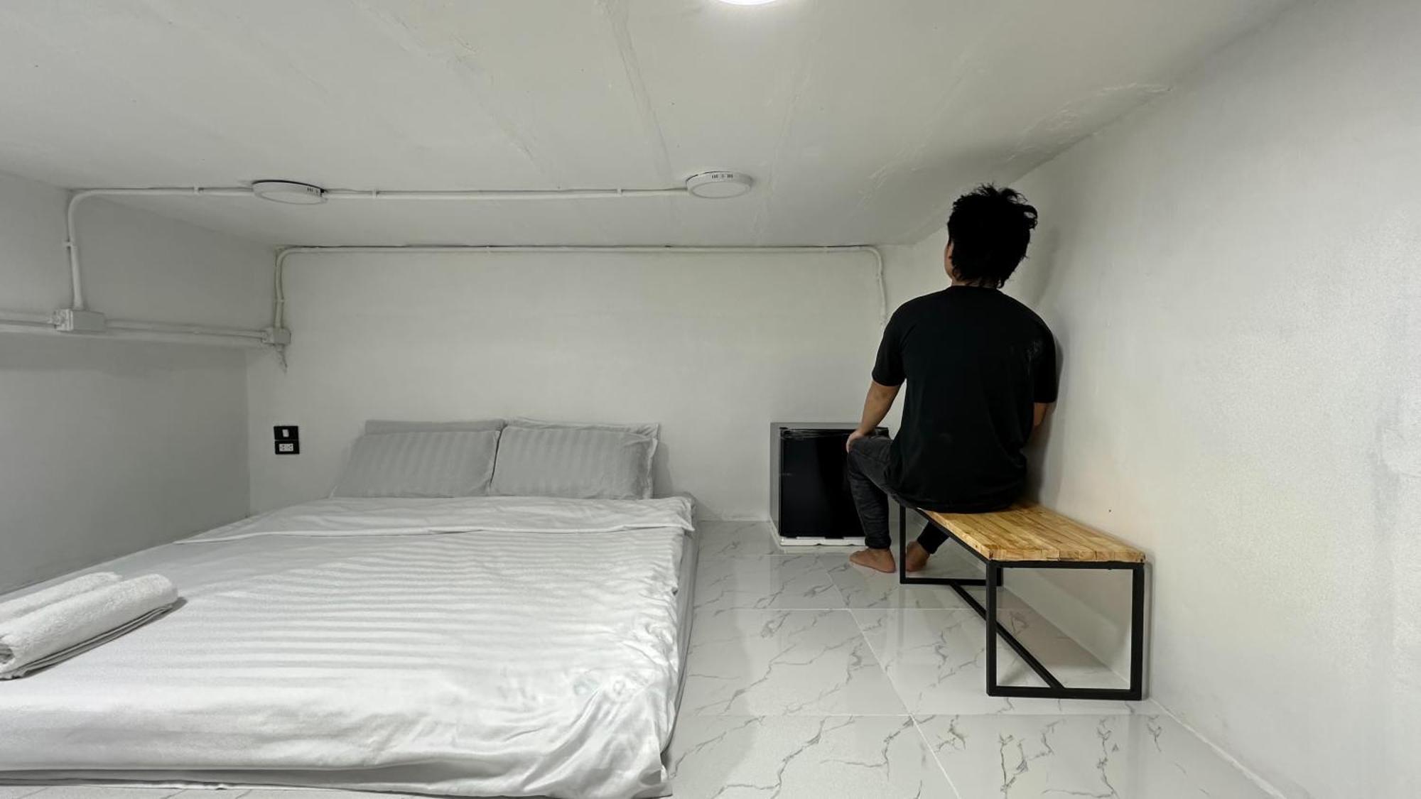 Megun Capsule 150 Cm Apartment Банкок Екстериор снимка